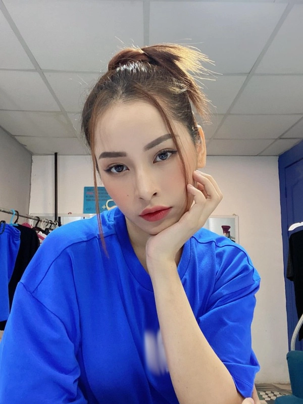 Xinh đẹp quyến rũ như chi pu vẫn phải phẫu thuật điểm này để trở nên hoàn hảo - 3