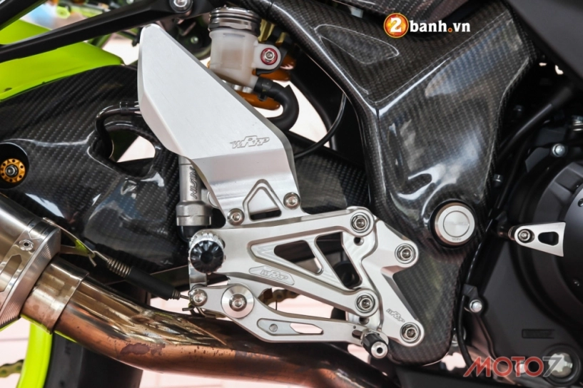 Yamaha yzf-r3 tỏa sáng phong cách valentino rossi motogp - 10