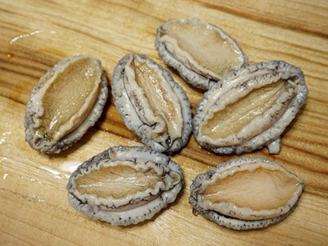 2 cách nấu cháo bào ngư cho bé đơn giản thơm ngon dễ ăn - 1