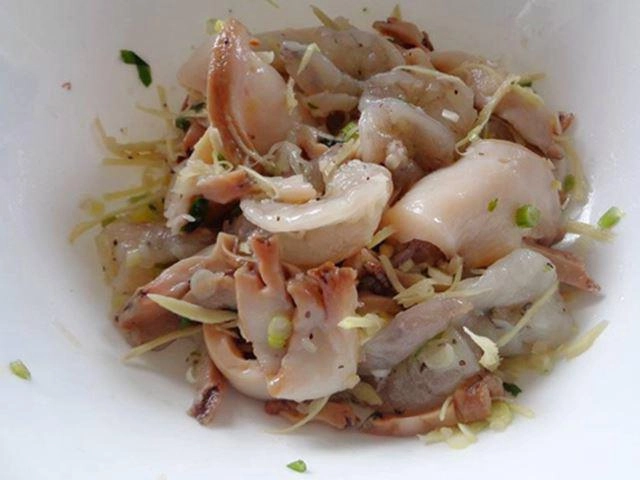 2 cách nấu cháo bào ngư cho bé đơn giản thơm ngon dễ ăn - 11