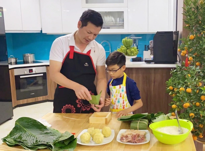 Á hậu kém 16 tuổi nõn nà khiến shark hưng ký thoả thuận vợ chồng làm mẹ kế 2 con - 8