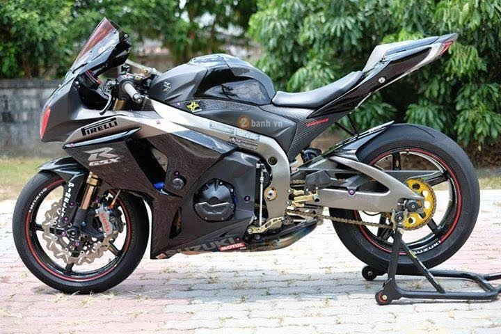 Bản độ đầy ấn tượng và đẳng cấp với suzuki gsx-r1000 - 1