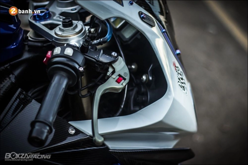Bmw hp4 superbike nâng cấp không tưởng từ công nghệ đường đua - 7
