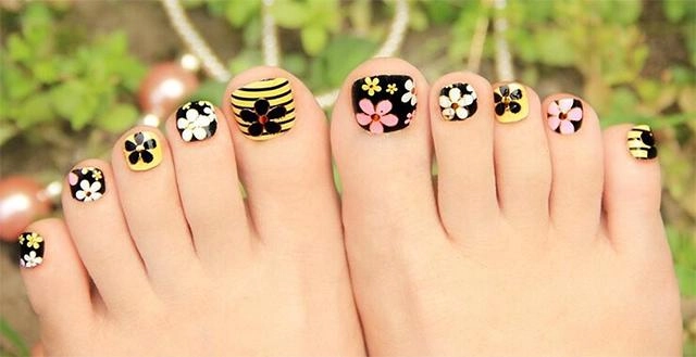 Các mẫu vẽ móng chân đẹp dễ thương đơn giản khiến nàng mê mẩn - 15