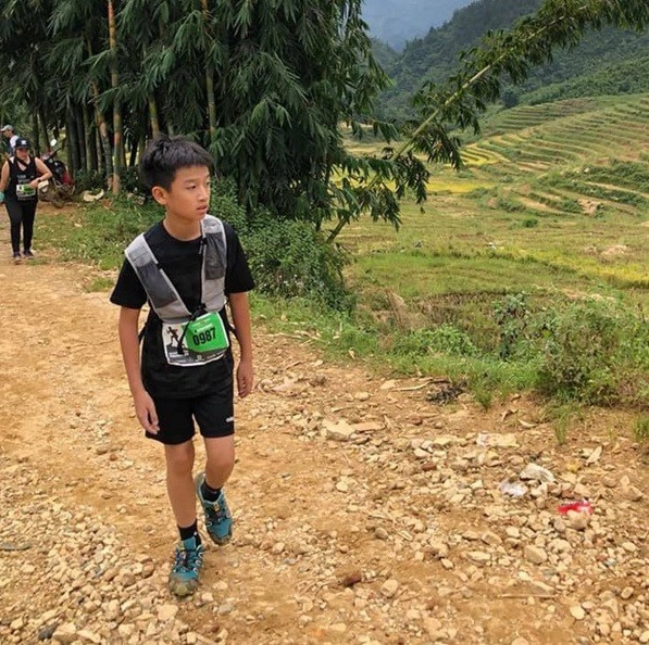 Cậu bé hào môn trong bố ơi mình đi đâu thế cháu chúa đảo tuần châu giờ cực đẹp trai - 3