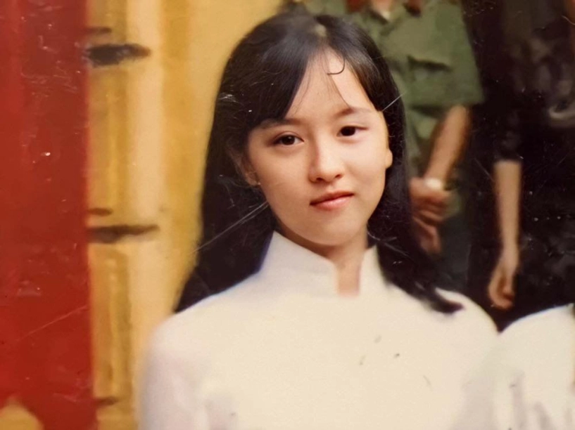 Chân dung người phụ nữ hương giang idol mượn thân phận để nổi tiếng sống lặng lẽ bên chồng con - 2