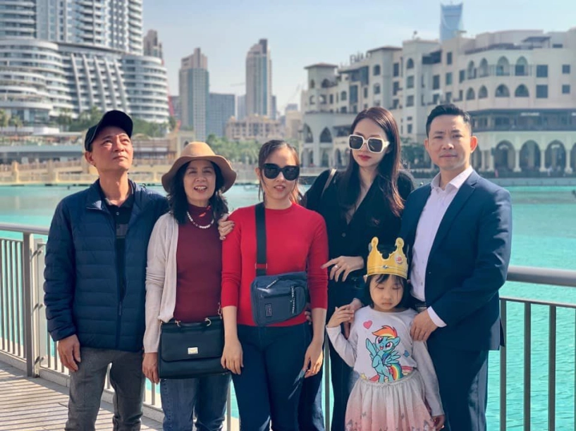 Chân dung người phụ nữ hương giang idol mượn thân phận để nổi tiếng sống lặng lẽ bên chồng con - 3