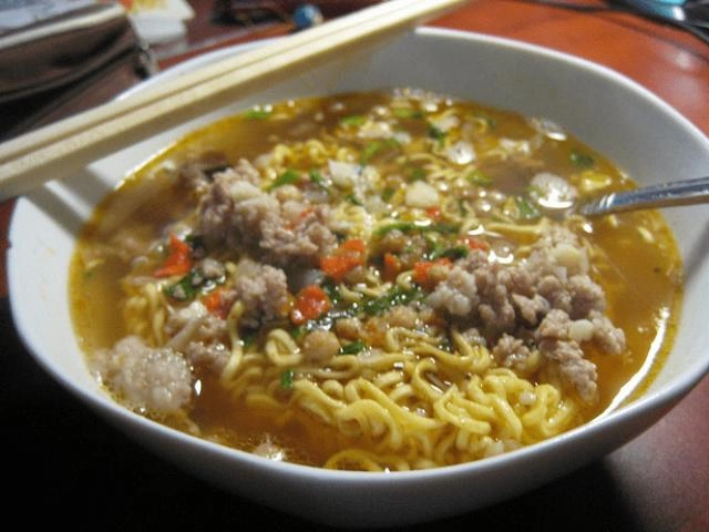 Chan món canh mẹ nấu cơ thể bé gái suýt ngừng phát triển bác sĩ mắng té tát - 6