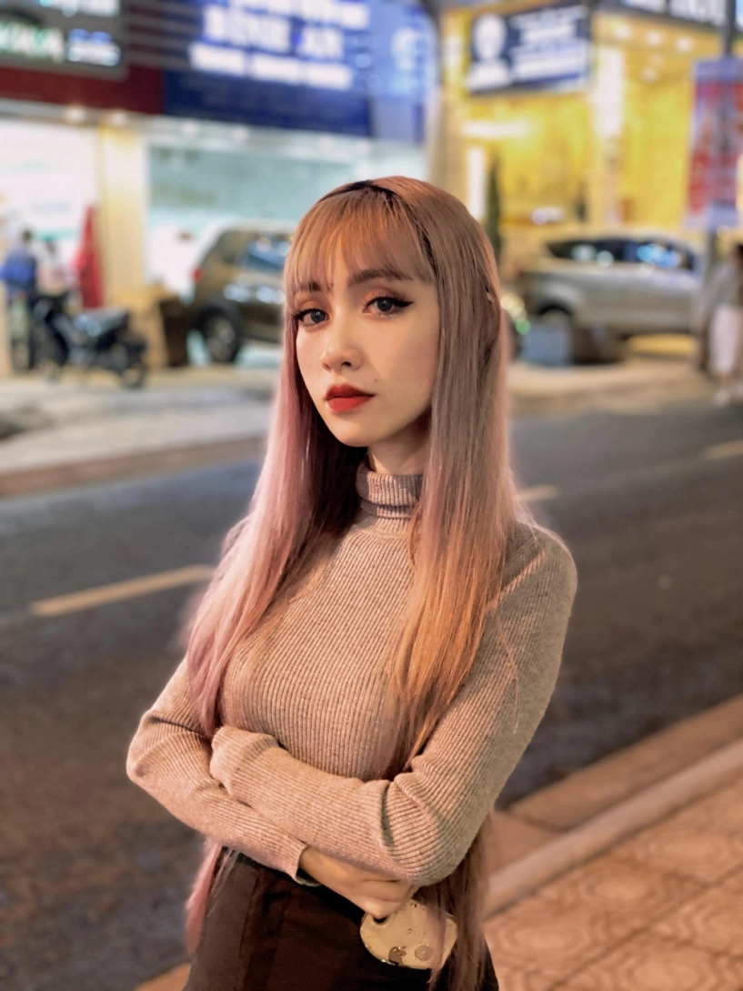 Chia tay mới biết trong bụng có đứa trẻ 9x dùng chân chăm con giờ 35000 người hâm mộ - 2