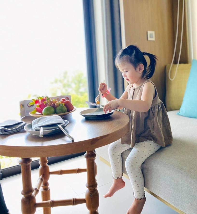 Cô bạn sexy ngang ngửa ngọc trinh lấy ông chủ chuỗi trà sữa 7 tháng sau là mẹ 2 con - 8