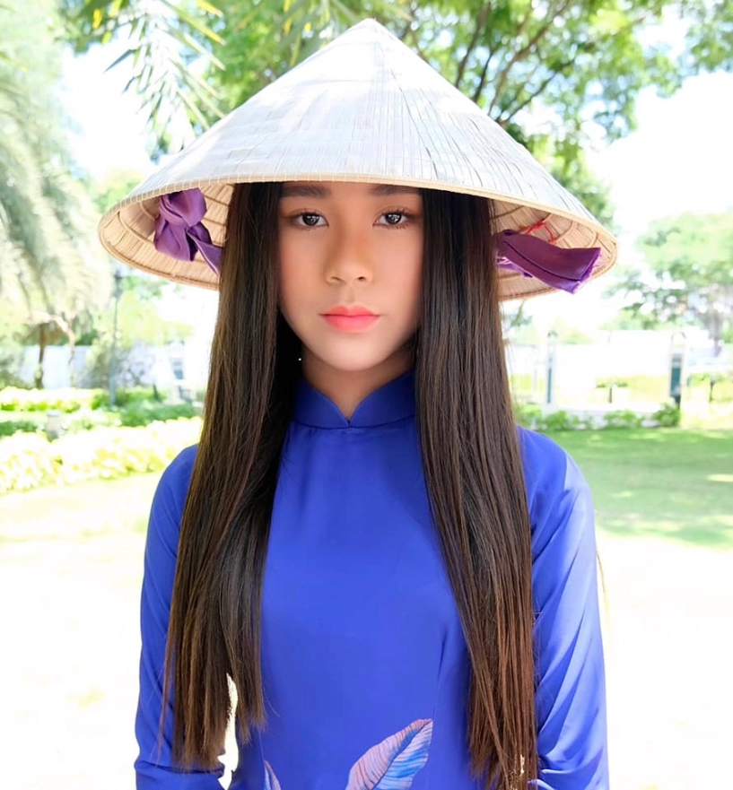 Đi ngang cái am mẹ việt vào xin đẻ con hoa hậu hoàn vũ nhí thế giới 12 tuổi 1m62 - 1