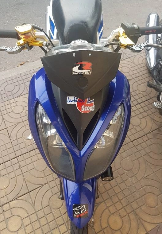 Exciter 135 độ ẩn thân phía sau bộ cánh x1r của biker đồng tháp - 4