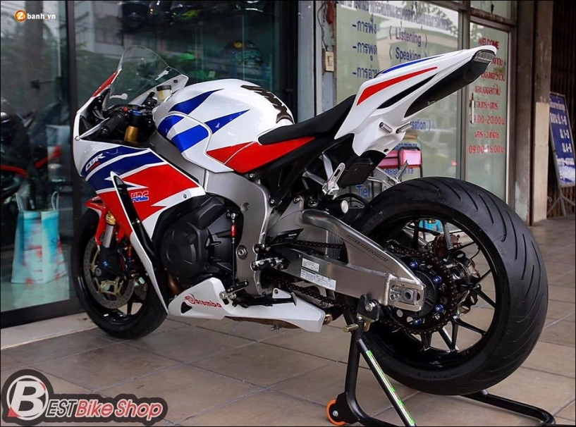 Honda cbr1000rr fireblade hrc độ phiên bản bước ra từ đường đua - 1