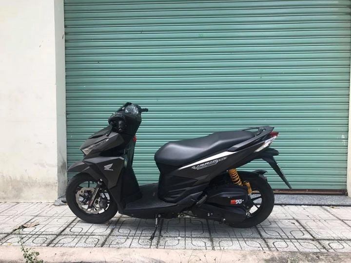 Honda click độ khác lạ với phong cách hack não mới - 2