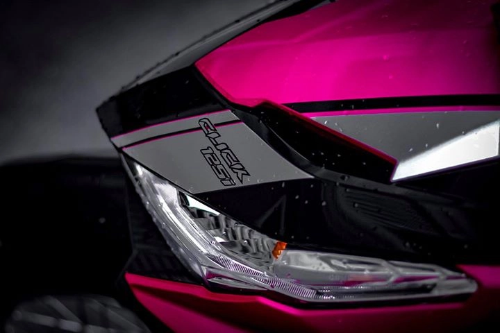 Honda click độ với phong cách hồng đen dọn vội vàng - 1