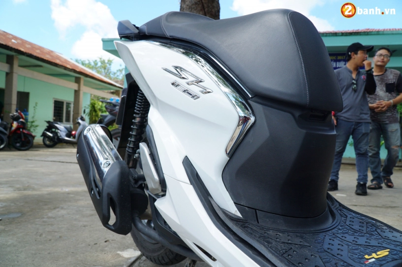 Honda sh 150 độ ấn tượng với màn lột xác trong phiên bản sh 300i - 6