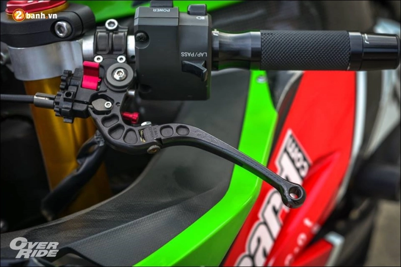 Kawasaki ninja zx-10r độ chiến thần đường đua mang tên green grasshopper - 8
