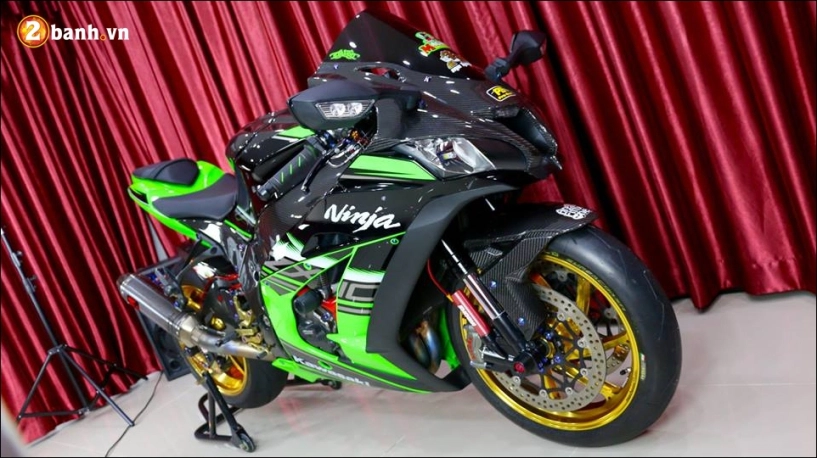 Kawasaki ninja zx-10r độ hiệu năng cùng loạt đồ chơi hàng hiệu - 3
