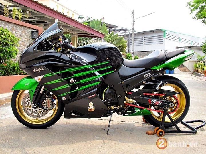 Kawasaki zx-14r trong bản độ khủng và ngầu hết mức tưởng tượng - 8