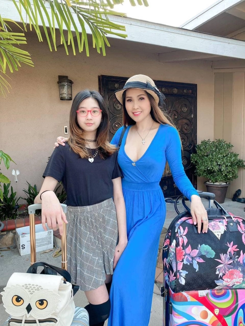 Một thời vạn người mê gái nhảy minh thư u50 ở mỹ vất vả nuôi con mặc bikini hái bưởi - 10