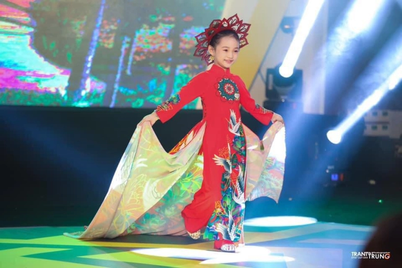 mỹ nhân nhí của lý hải là miss áo dài đọ sắc cả dàn sao trong showbiz việt - 3