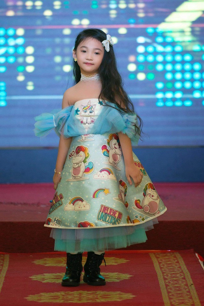 mỹ nhân nhí của lý hải là miss áo dài đọ sắc cả dàn sao trong showbiz việt - 10