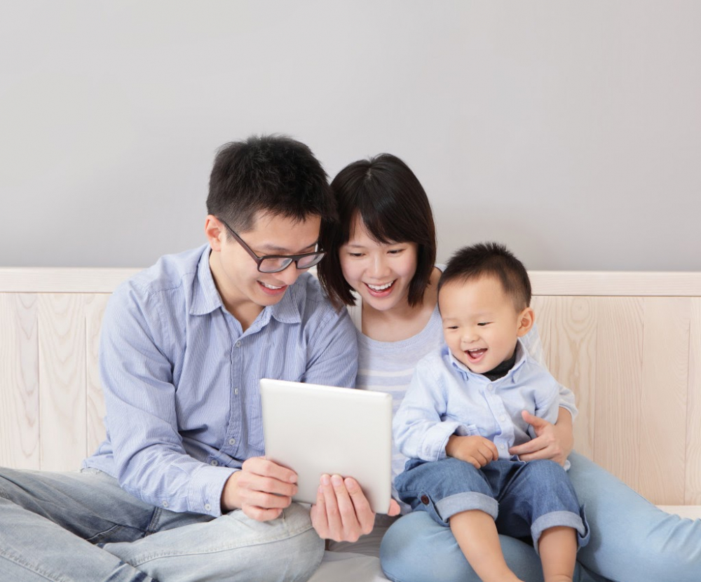 Nuôi con thông minh - dạy con tình cảm những điều mẹ cần biết - 1