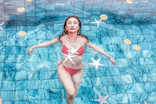 Sở hữu cả kho bikini khoét bạo vợ trẻ đại gia minh nhựa rất chăm khoe vòng ba căng tròn - 17