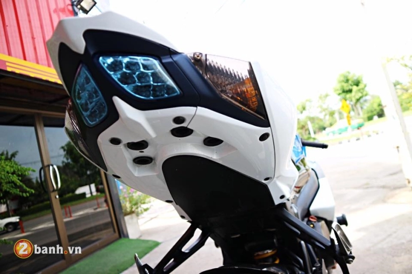 Suzuki gsx-r1000 ông vua trắng xanh trong họ nhà suzuki - 10