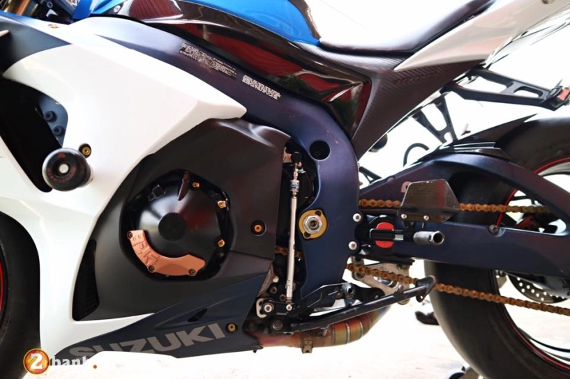 Suzuki gsx-r1000 ông vua trắng xanh trong họ nhà suzuki - 18