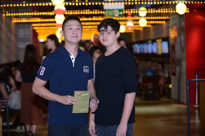 Thí sinh hhvn làm vợ hai nam mc đài vtv tình cảm mẹ kế con trai chồng cực khăng khít - 9