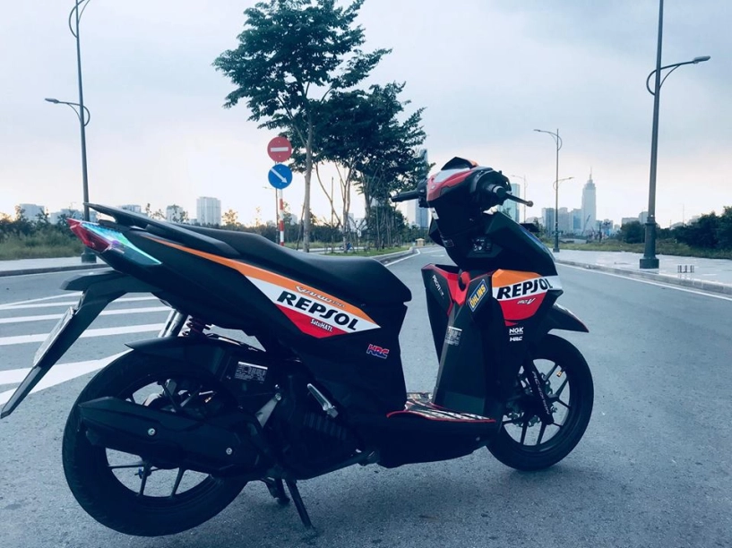 Vario 150 độ đậm chất thể thao mang phong cách repsol - 2