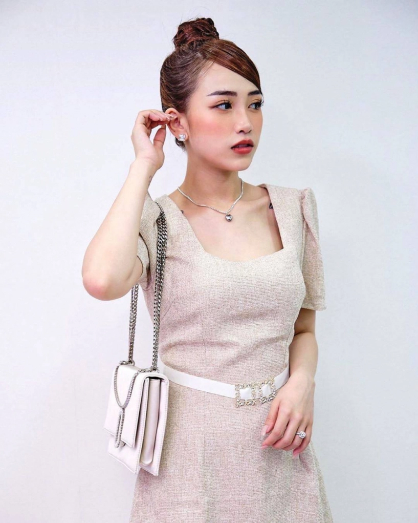 Vbiz chẳng thiếu nữ chủ tịch nhưng mấy ai đọ lại con gái minh nhựa với outfit tiền tỷ - 14