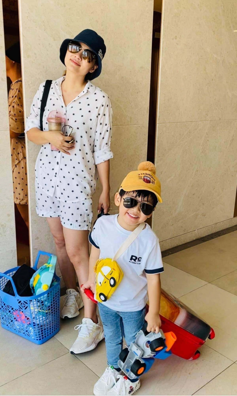 Vừa đăng ảnh đơn thân bỏng mắt hôm trước nay ngọc lan đã chứng minh ảnh mạng khác đời thực - 1