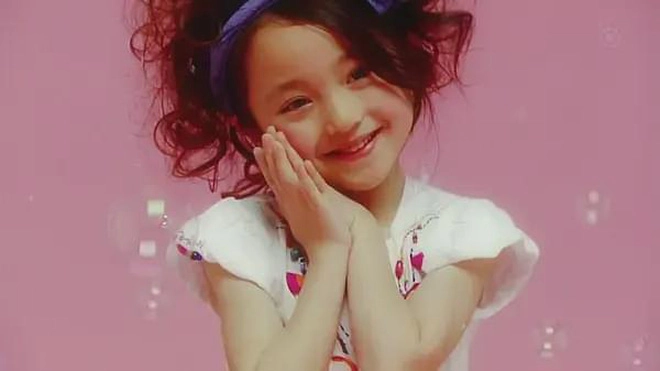 Xưa được coi là hoa hậu tương lai giờ lớn cô bé làm nhiều người thốt lên vỡ nét hết - 4
