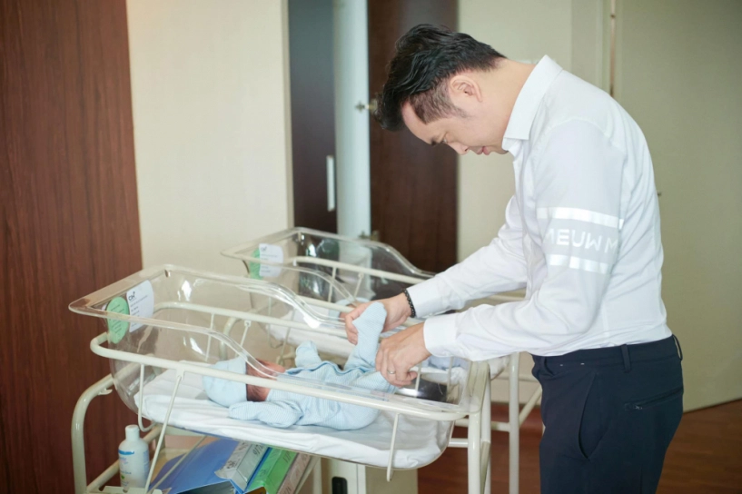 3 ngày trước cả rổ bụng nay vợ kém 13 tuổi của dương khắc linh mẹ đẹp 2 con xinh - 5