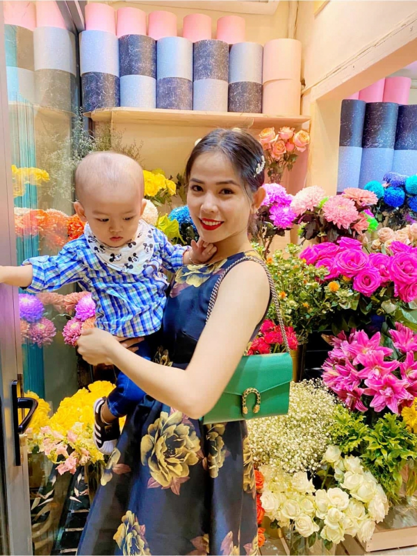 Á khôi vòng eo 56 vô tình làm tuesday vì yêu đàn ông có vợ giờ một mình nuôi con - 3