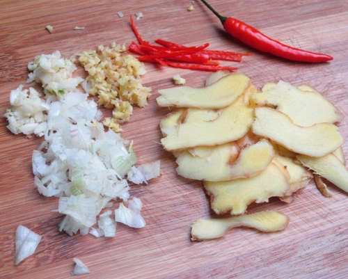 Cá giò kho thịt đậm đà cơm cuối tuần - 2