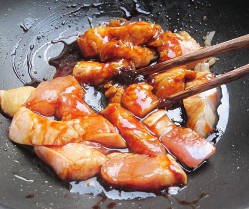 Cá giò kho thịt đậm đà cơm cuối tuần - 5
