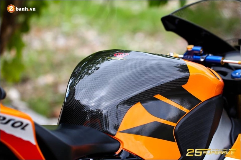 Cbr 1000rr repsol độ nhẹ cùng tạo dáng giữa trời - 6