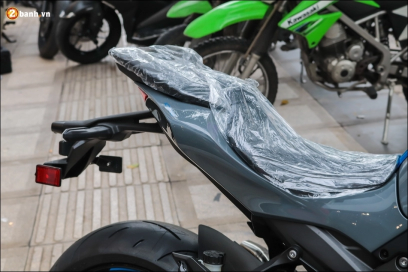 Chi tiết kawasaki z1000 2018 tại việt nam với màu sắc mới - cảm xúc mới - 12