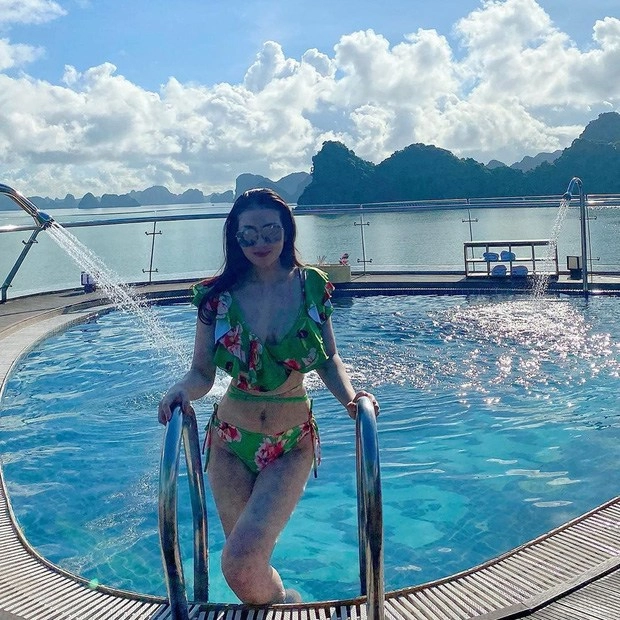 Con 8 tháng cô dâu 200 cây vàng diện bikini dây trên du thuyền làm mẹ vẫn quá sang chảnh - 6
