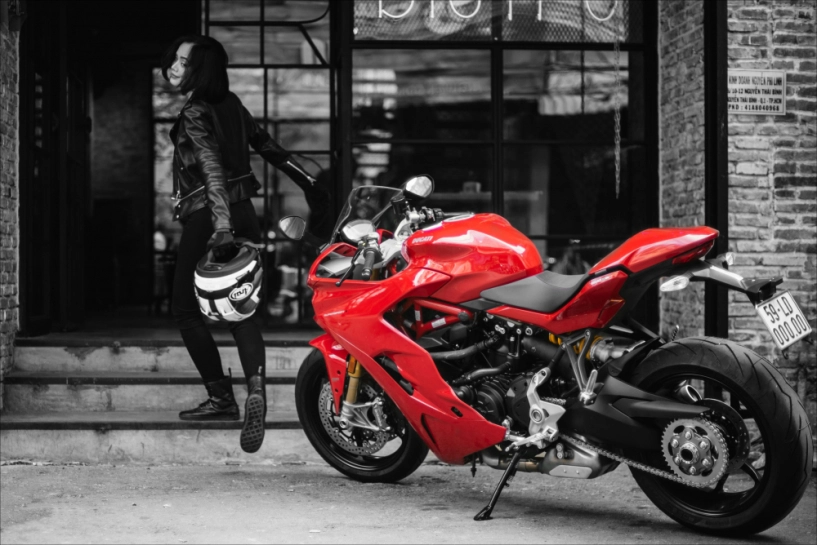 Đánh giá ducati supersport sau lần chạy thử của người mẫu trần hiền - 7