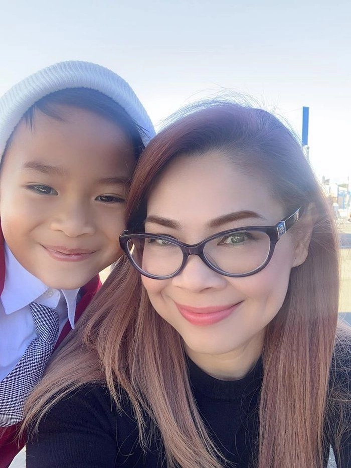 Điểm bất thường trong status kể về cha ruột con trai ngô kiến huy làm thanh thảo bị ném đá - 1