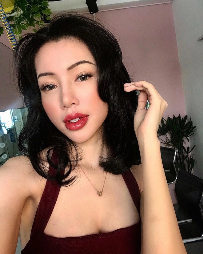 Đu mốt bơm môi gợi cảm vợ ưng hoàng phúc bị chồng la có cô dày cộm cứng đờ - 10