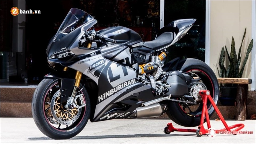 Ducati 1299 độ tạo dáng cực đẹp cùng tem đấu thể thao - 2