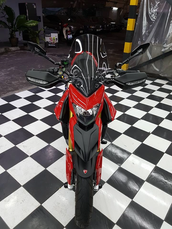 Ducati hypermotard 939 độ- siêu xe đa zi năng hoàn hảo cùng trang bị touring - 2