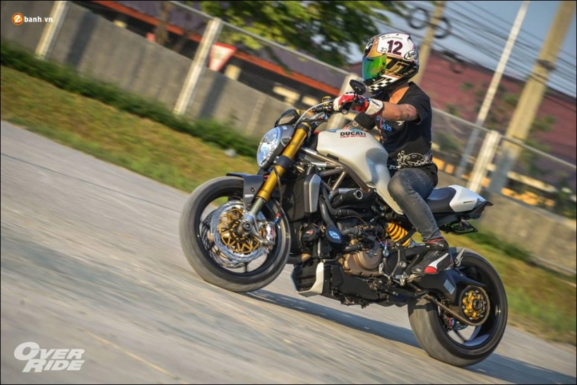Ducati monster 1200s độ xứng danh quỷ đầu đàn gia đình monster - 18