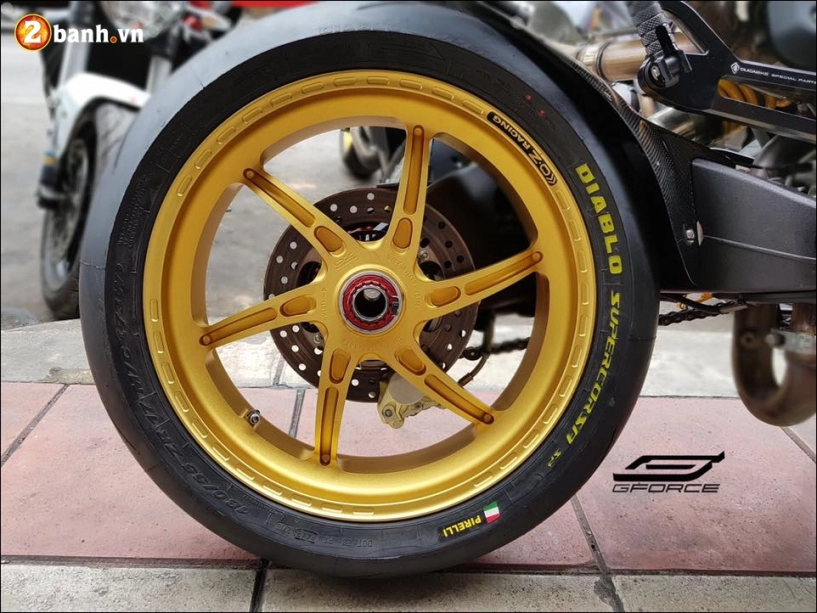 Ducati monster 795 độ nổi bật cùng mâm oz racing - 1