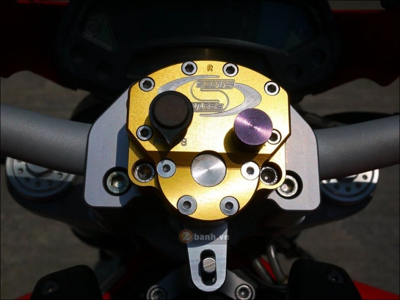 Ducati monster 796 hậu duệ sau thành công của monster 795 - 5